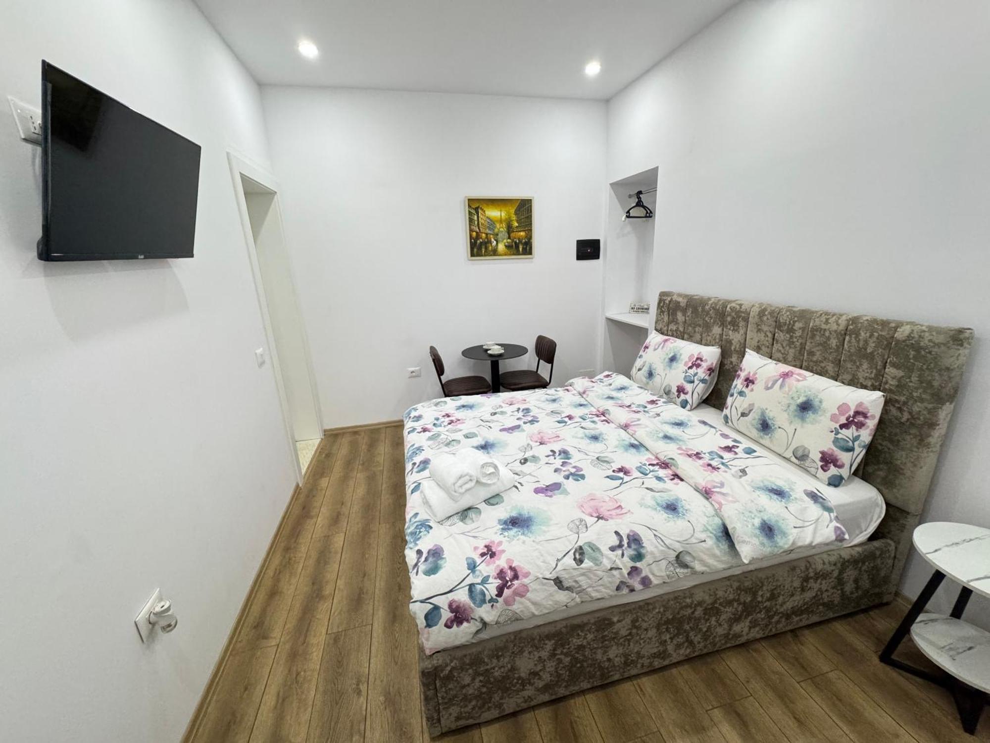 טיראנה Vila 21 At Blloku Area מראה חיצוני תמונה